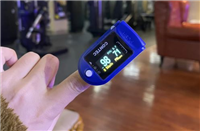 血氧仪上面两个数值是代表什么的 血氧仪使用教程
