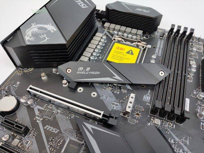 万元级生产力主机分享：i7 10700k+微星mpg z490 gaming edge刀锋版