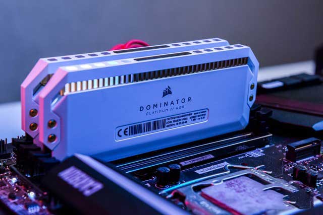 海盗船ddr4 4000 16g内存评测：为电竞发烧而生 