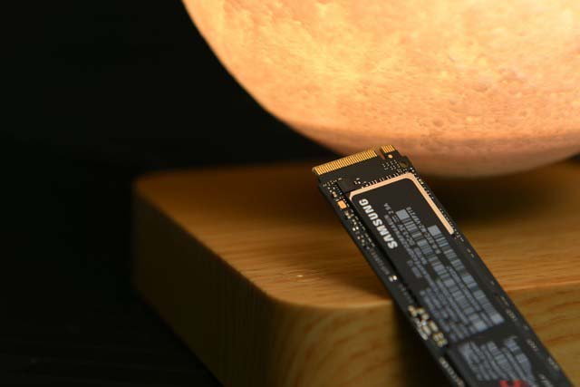三星980 pro 2tb 固态硬盘评测：容量性能全面爆炸 