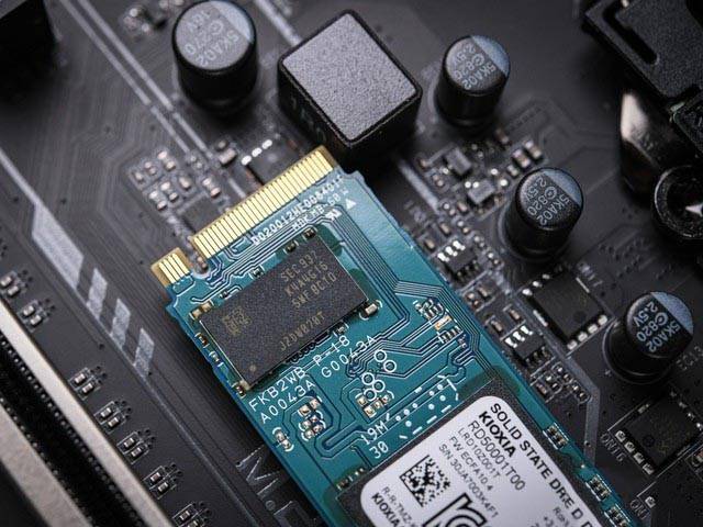 铠侠 exceria plus 极至光速 固态硬盘评测：从toshiba到铠侠 不变的是性能 
