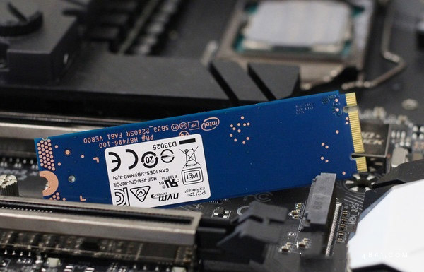 intel傲腾内存和普通内存有什么区别？