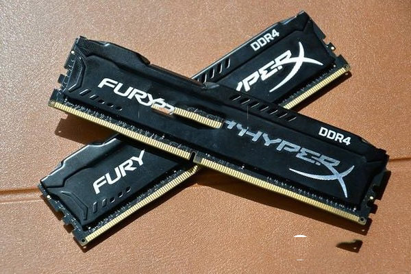 intel傲腾内存和普通内存有什么区别？
