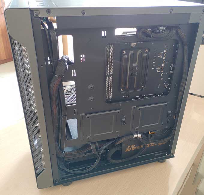 告别闷罐 tt启航者a1 matx机箱体验