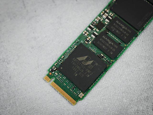 从里到外俱旗舰 记忆科技ah640固态硬盘评测 