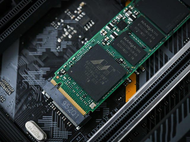 从里到外俱旗舰 记忆科技ah640固态硬盘评测 