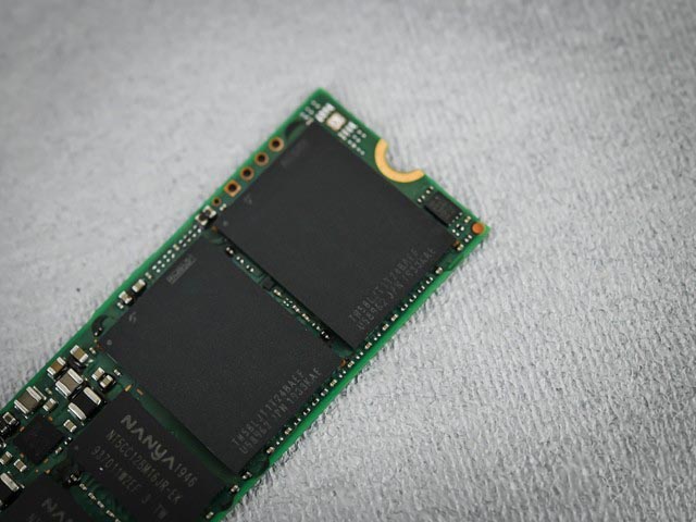 从里到外俱旗舰 记忆科技ah640固态硬盘评测 