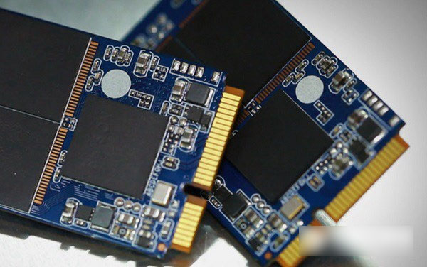 sata3.0、m.2、pci-e接口固态硬盘有什么区别 如何选择？