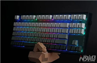 腹灵mk870侧刻怎么样? 腹灵MK870祖母绿侧刻渐变三模机械键盘图赏