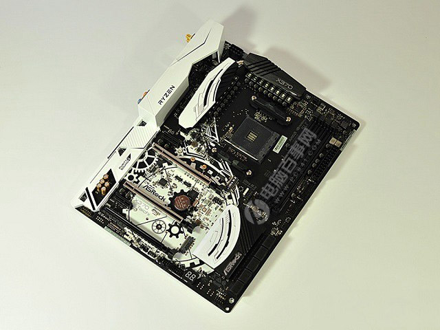 amd绝地反击 1.5万元r7-1800x配gtx1080ti发烧配置推荐