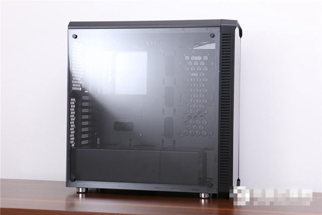 全侧透diy装机实录 i7-7700k配rx580组装电脑教程