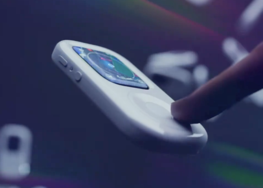 外设厂 tiny 为苹果 apple watch 推出“滚轮保护套”,可将手表“变身”ipod