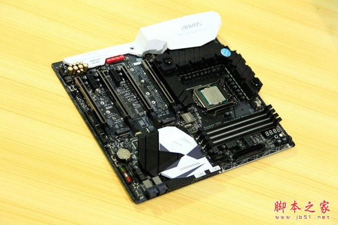 七代i7-7700k+gtx1080+z270组装电脑教程:新平台diy装机实录图解