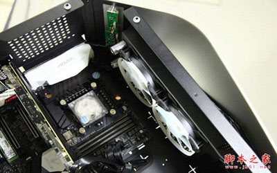 七代i7-7700k+gtx1080+z270组装电脑教程:新平台diy装机实录图解