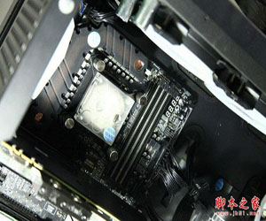 七代i7-7700k+gtx1080+z270组装电脑教程:新平台diy装机实录图解