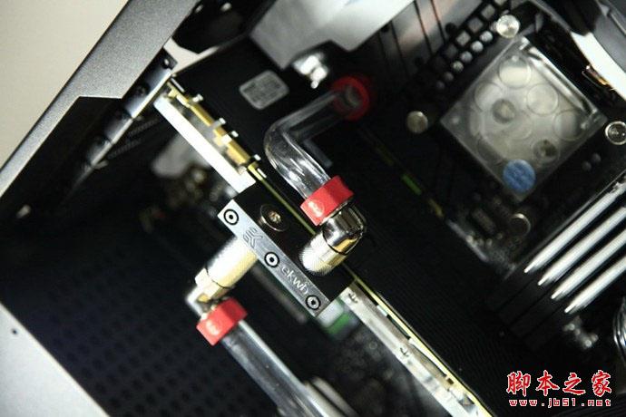 七代i7-7700k+gtx1080+z270组装电脑教程:新平台diy装机实录图解