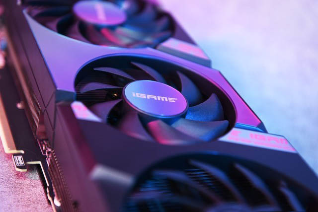 igame rtx 3070 ultra oc首测 时间错置的蒸汽波 