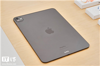 苹果产品设计师 Molly Anderson:iPad 背面未来可能会采用横向 logo