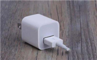 手机充电器烫手正常吗 手机充电器充电发烫怎么办