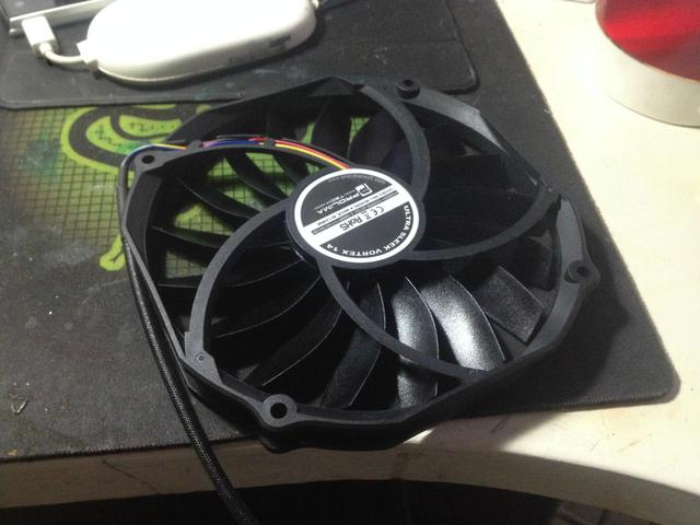 屌丝果粉纯手工打造苹果mac pro全过程,性能直接爆表!