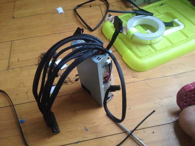 屌丝果粉纯手工打造苹果mac pro全过程,性能直接爆表!