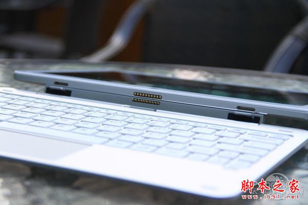 mix plus机身后侧 mix plus机身后侧