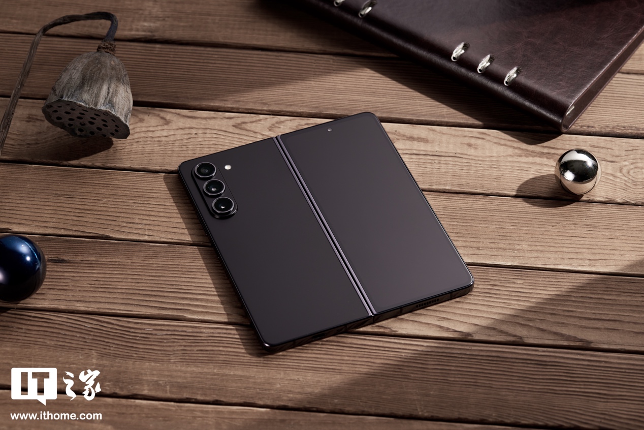 消息称三星 galaxy z fold 6 slim 手机首次配备 8 英寸内屏,仅在中国等少数市场发售 三星 galaxy z fold5 折叠屏手机