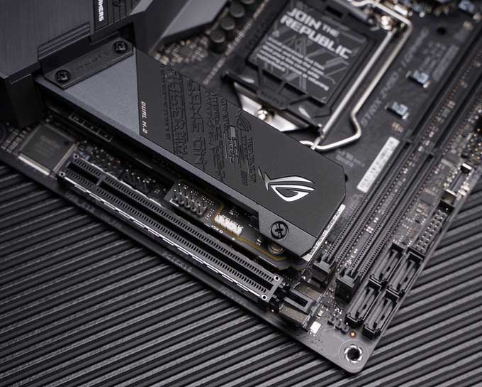 618电脑买新不买旧 i7 9700kf大战i7 10700k