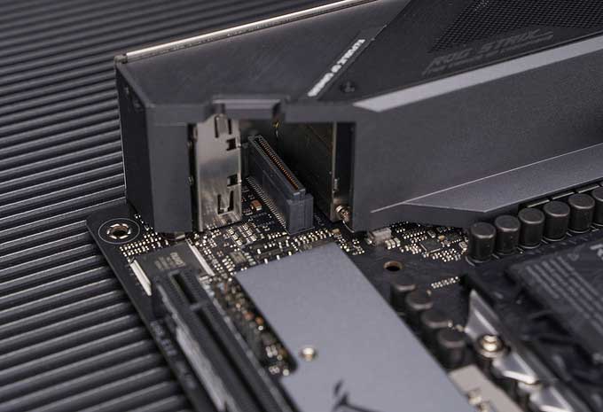 618电脑买新不买旧 i7 9700kf大战i7 10700k