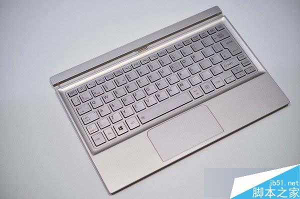 全球最轻最薄的12英寸平板诞生 东芝新款dynapad