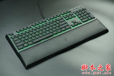 胜过机械键盘？ razer雨林狼蛛幻彩版键盘体验！