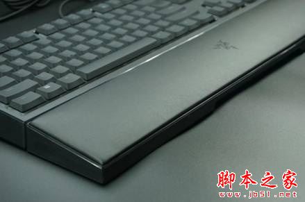 胜过机械键盘？ razer雨林狼蛛幻彩版键盘体验！