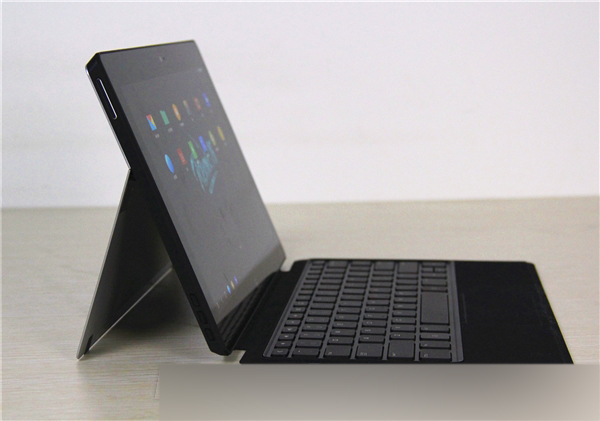 技德remix超级平板图赏：秒变笔记本