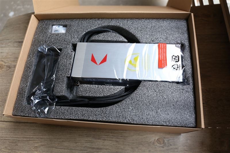 gtx 1070/1080杀手来袭！amd rx vega 56/64显卡首发评测