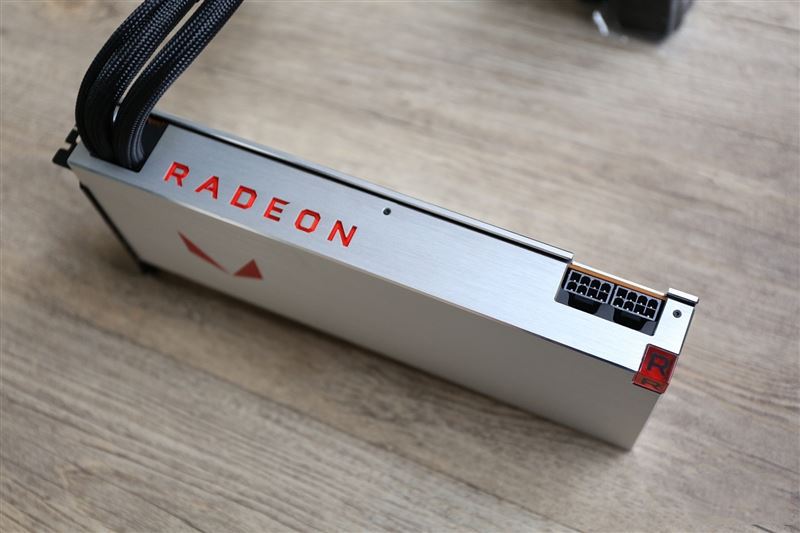 gtx 1070/1080杀手来袭！amd rx vega 56/64显卡首发评测