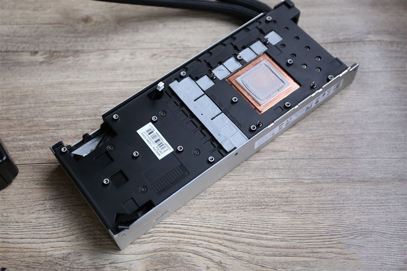 gtx 1070/1080杀手来袭！amd rx vega 56/64显卡首发评测
