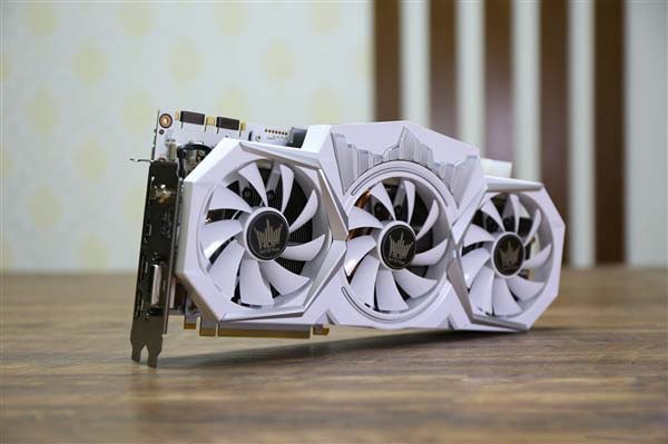影驰gtx1080ti名人堂限量版开箱图赏 颜值爆表！