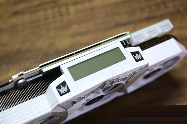 影驰gtx1080ti名人堂限量版开箱图赏 颜值爆表！
