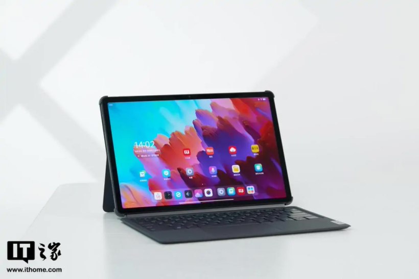 联想小新 pad pro 12.7 二代平板通过 3c 认证:支持 45w 快充、可选舒视屏