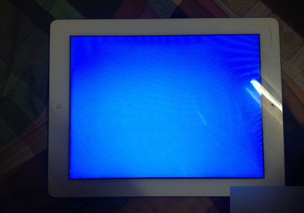 ios8.1是否修复了ipad air2蓝屏问题?网友:no