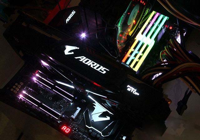 i7-7700k和8700k性能差别大吗？i7-8700k和7700k的区别