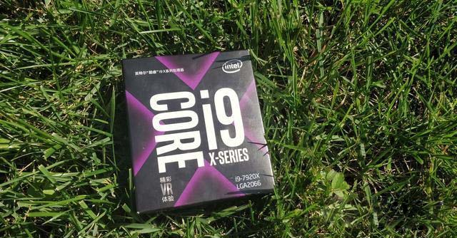 i9-7920x配什么主板好？i9-7920x主板搭配与参数详解