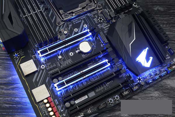 i9-7920x配什么主板好？i9-7920x主板搭配与参数详解