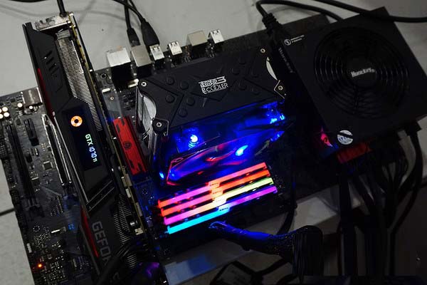r5 1600和i3 8350k哪个好 i3-8350k对比r5-1600评测
