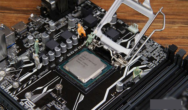 最强奔腾秒i3吗 intel奔腾g4620评测