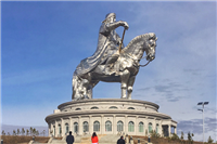 世界上最大的成吉思汗骑马雕像：40米高(位于蒙古国额尔登县境内)