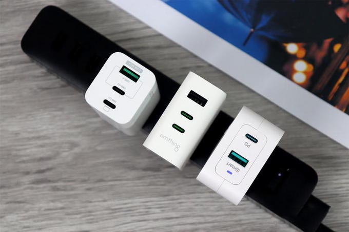 多送1根线，交个好朋友？omthing氮化镓2c1a 65w pd充电器体验