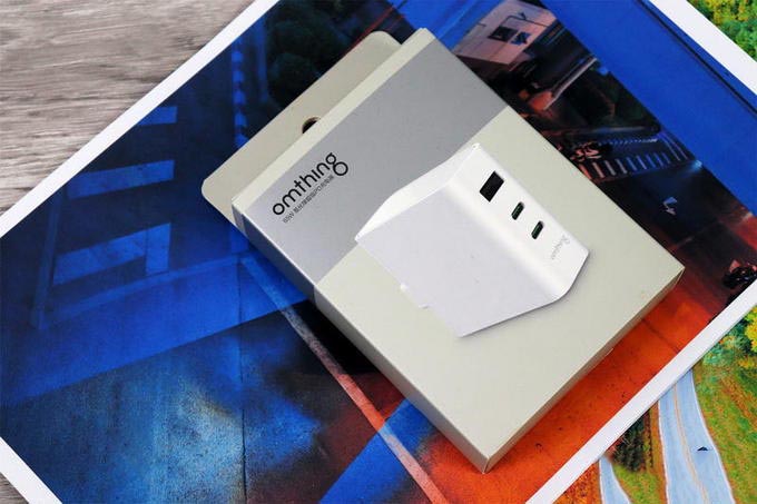 多送1根线，交个好朋友？omthing氮化镓2c1a 65w pd充电器体验