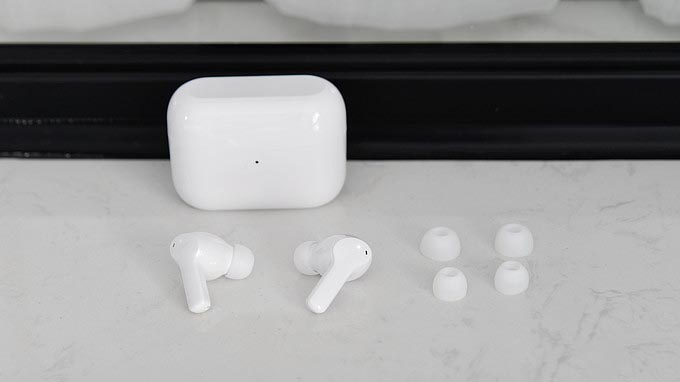 开盒即连，佩戴舒适。体验earbuds x1真无线蓝牙耳机