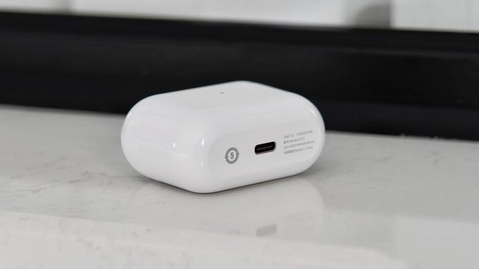 开盒即连，佩戴舒适。体验earbuds x1真无线蓝牙耳机